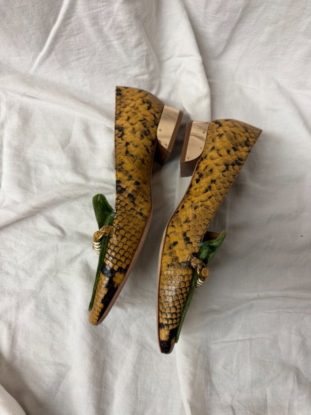 Tory Burch Jessa velvet loafers 9.5 EUC - Picture 6 of 8